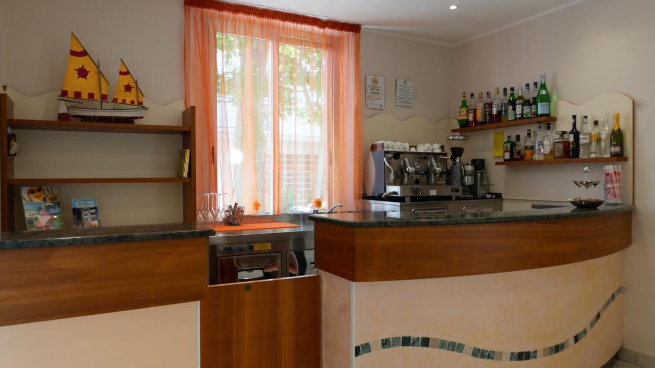B&B Hotel Villa Nora Bellaria-Igea Marina Buitenkant foto