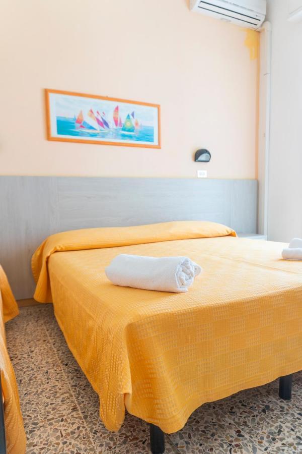 B&B Hotel Villa Nora Bellaria-Igea Marina Buitenkant foto