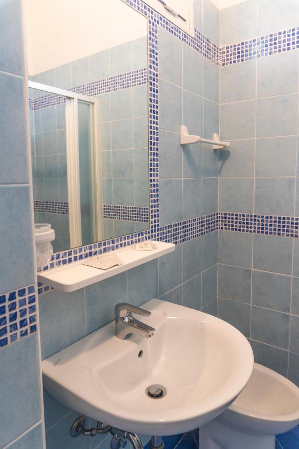 B&B Hotel Villa Nora Bellaria-Igea Marina Buitenkant foto