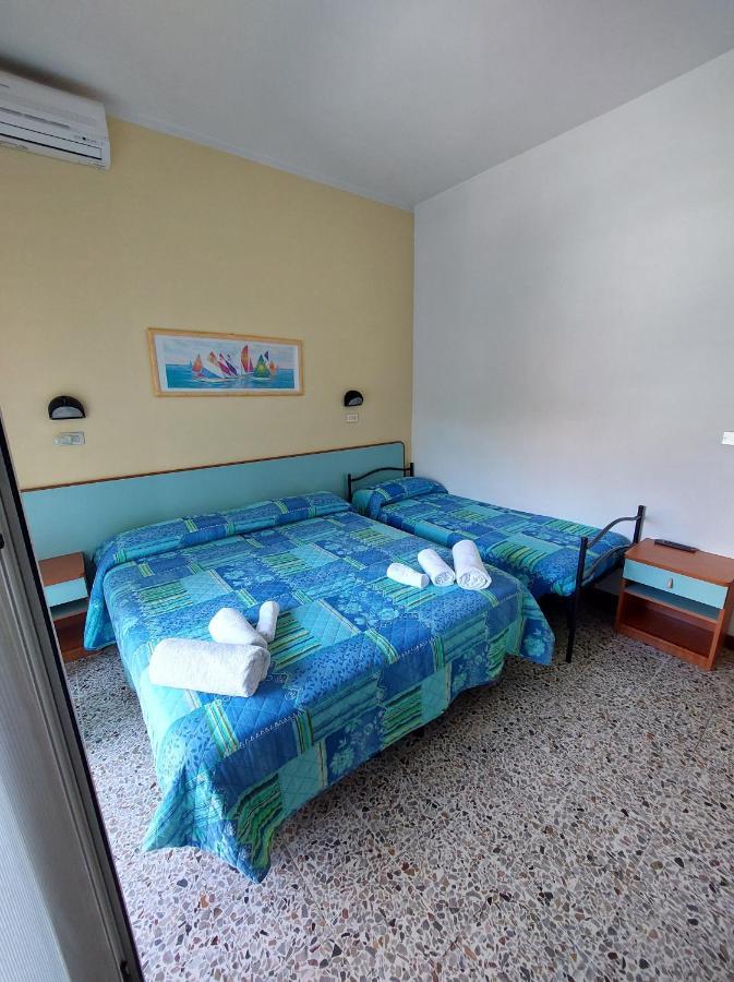 B&B Hotel Villa Nora Bellaria-Igea Marina Kamer foto