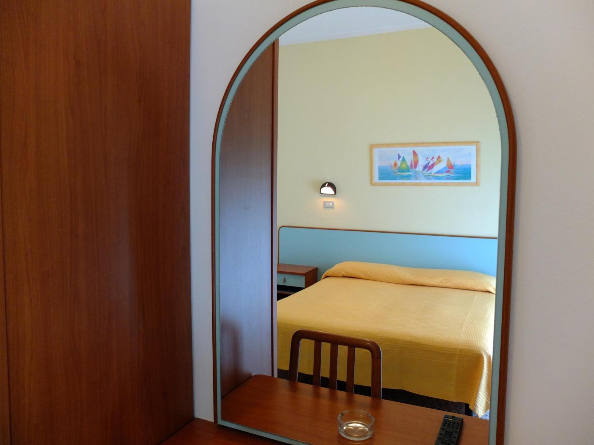 B&B Hotel Villa Nora Bellaria-Igea Marina Buitenkant foto